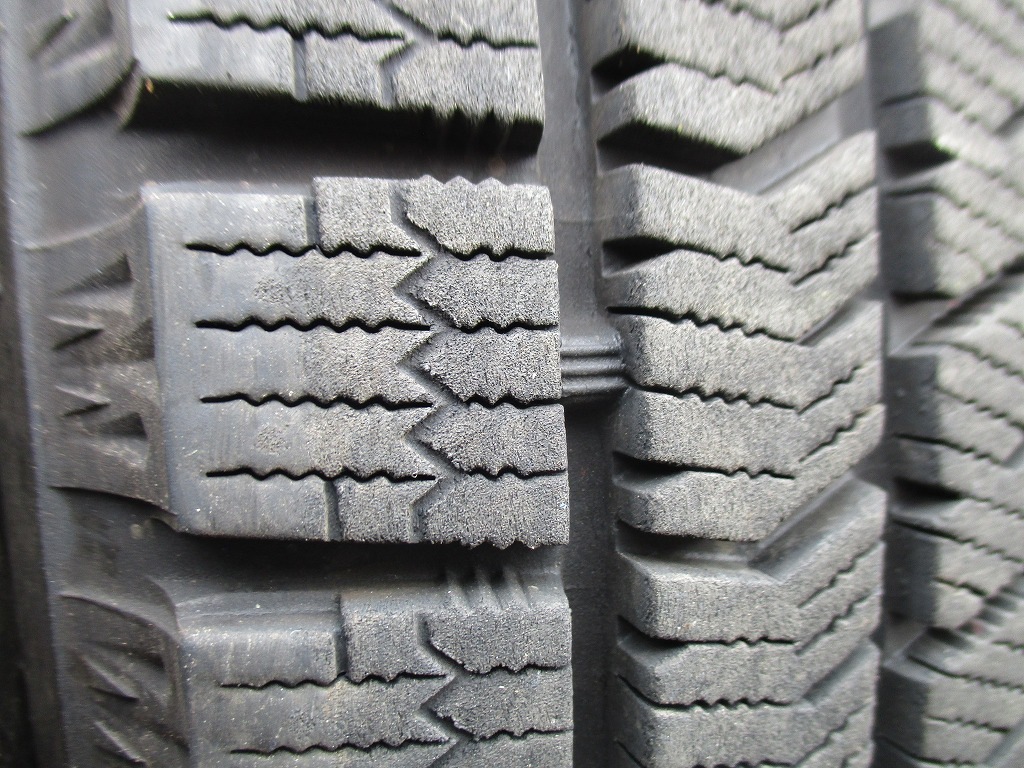 ★☆175/65R15 84Q ブリヂスン BLIZZAK VRX2 スタッドレス 2021年製 4本 送料込 T73660214☆★インボイス領収書発行可能