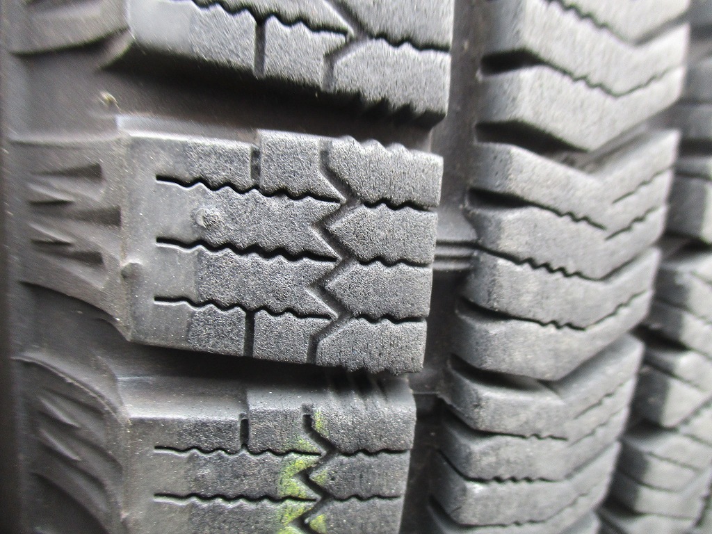 ★☆175/65R15 84Q ブリヂスン BLIZZAK VRX2 スタッドレス 2021年製 4本 送料込 T73660214☆★インボイス領収書発行可能