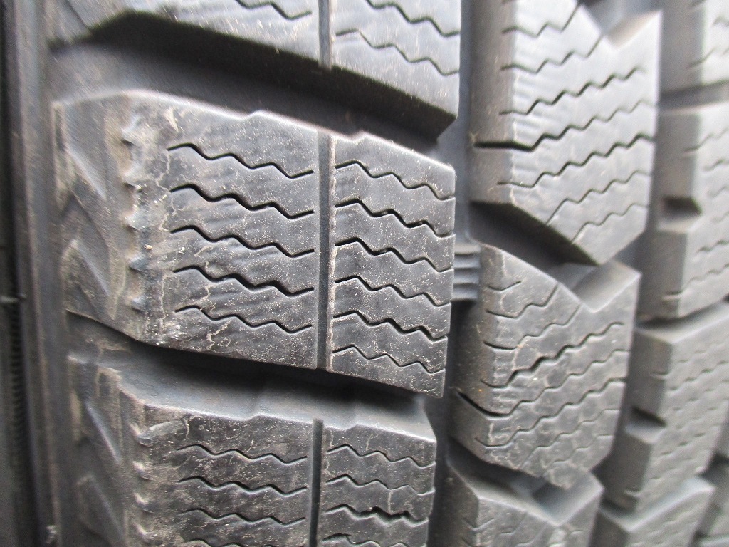 ★☆185/60R15 84Q ダンロップ WINTER MAXX WM02 スタッドレス 4本 送料込 T73770214☆★インボイス領収書発行可能