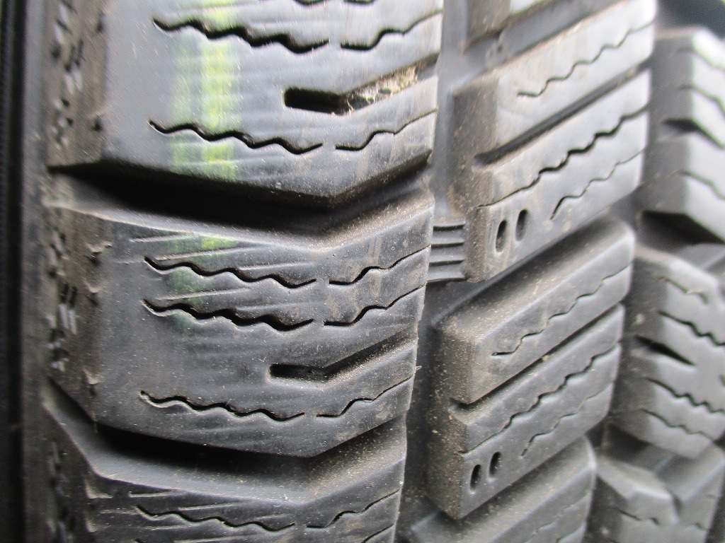 ★☆175/65R15 84Q グッドイヤー ICENAVI8 スタッドレス 4本 送料込 T73810214☆★インボイス領収書発行可能