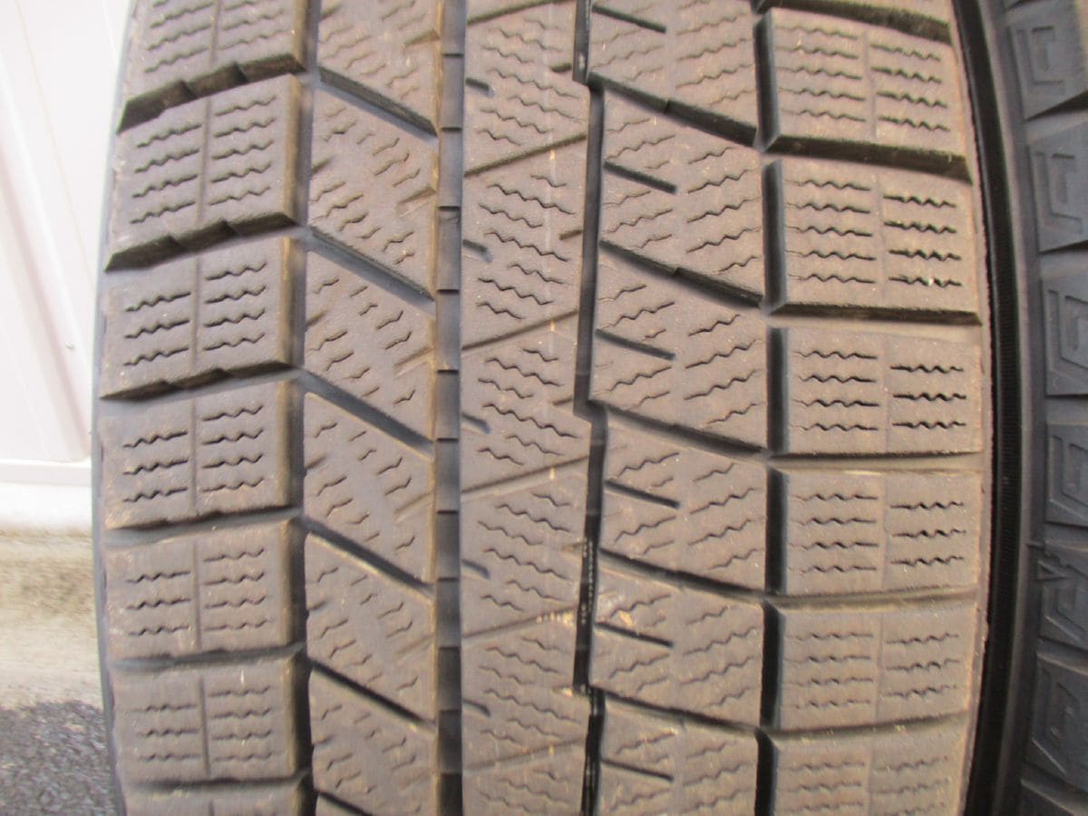 ★☆195/50R19 88Q ダンロップ WINTER MAXX WM03 スタッドレス 2023年製 4本 送料込 T49910110☆★インボイス領収書発行可能