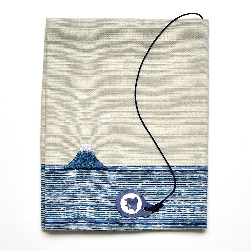 布のブックカバー 富士山と海