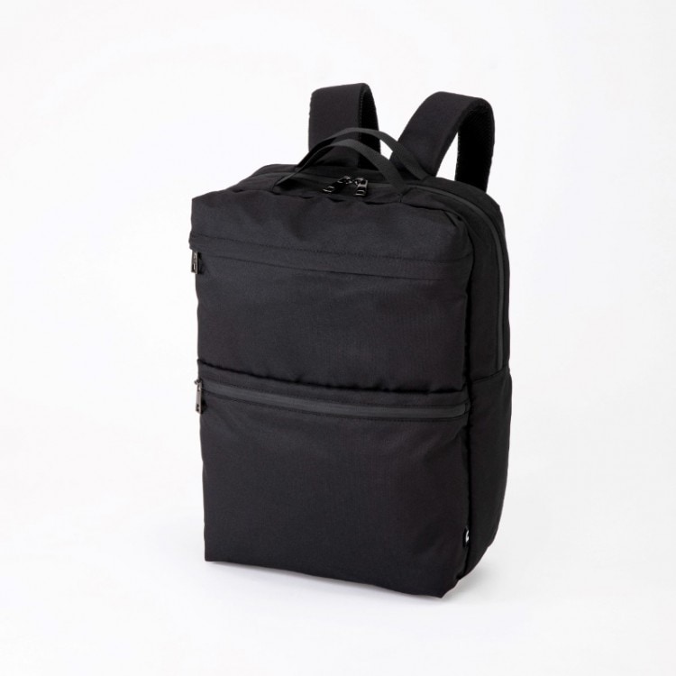 【新品】  ブラック　バックパック kippis 軽量バックパック ブラック | 商品カテゴリ一覧,宝島社公式商品