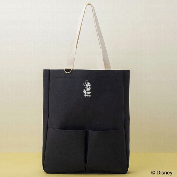 レジャーや推し活に！ Disney Mickey Mouse 7ポケット トートバッグ