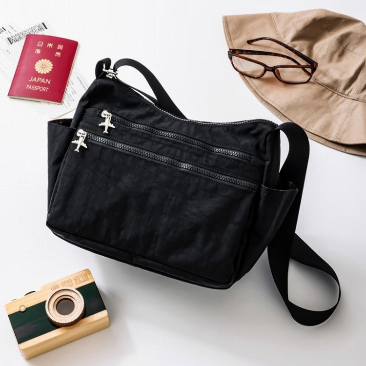 阪急交通社が考えた旅行に役立つショルダーバッグ BOOK | 商品カテゴリ