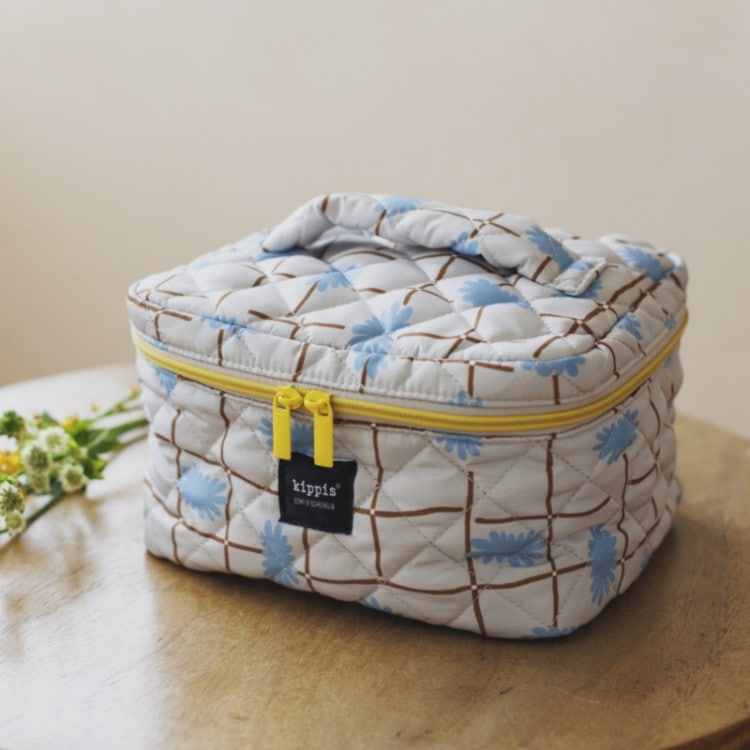 kippis キルティングバニティポーチ Uggla | 商品カテゴリ一覧,宝島社