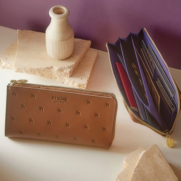 ほぼ未使用 Think Bee! 金刺繍 ゴールデンミュージアム 長財布