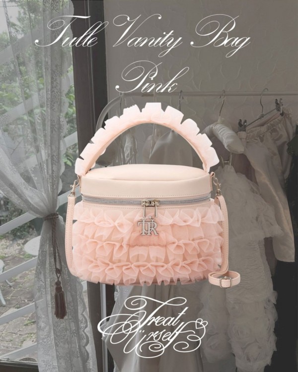 treat urself 水着 チェリー 新品未使用品 トリートユアセルフ Treat urself トリートユアセルフ 水着の通販 by rk's shop｜ラクマ