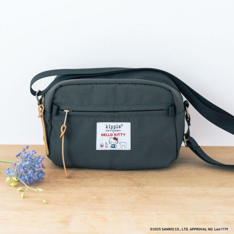 HELLO KITTY×kippis ミニショルダーバッグ Lotta BOOK | 商品カテゴリ