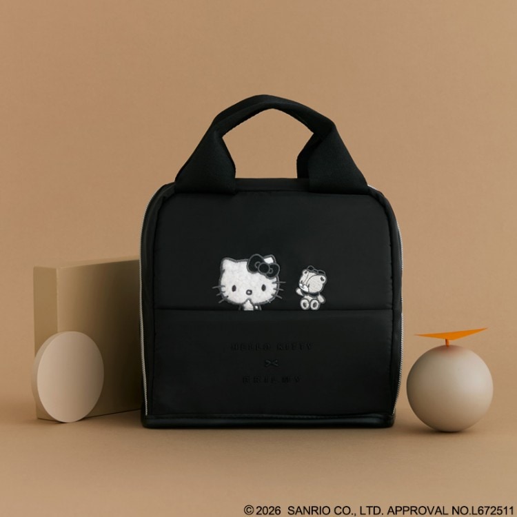 HELLO KITTY × BRILMY 中身が見えて時短がかなう ズボラに優しいスタンドポーチ BOOK BLACK ver. SPECIAL PACKAGE
