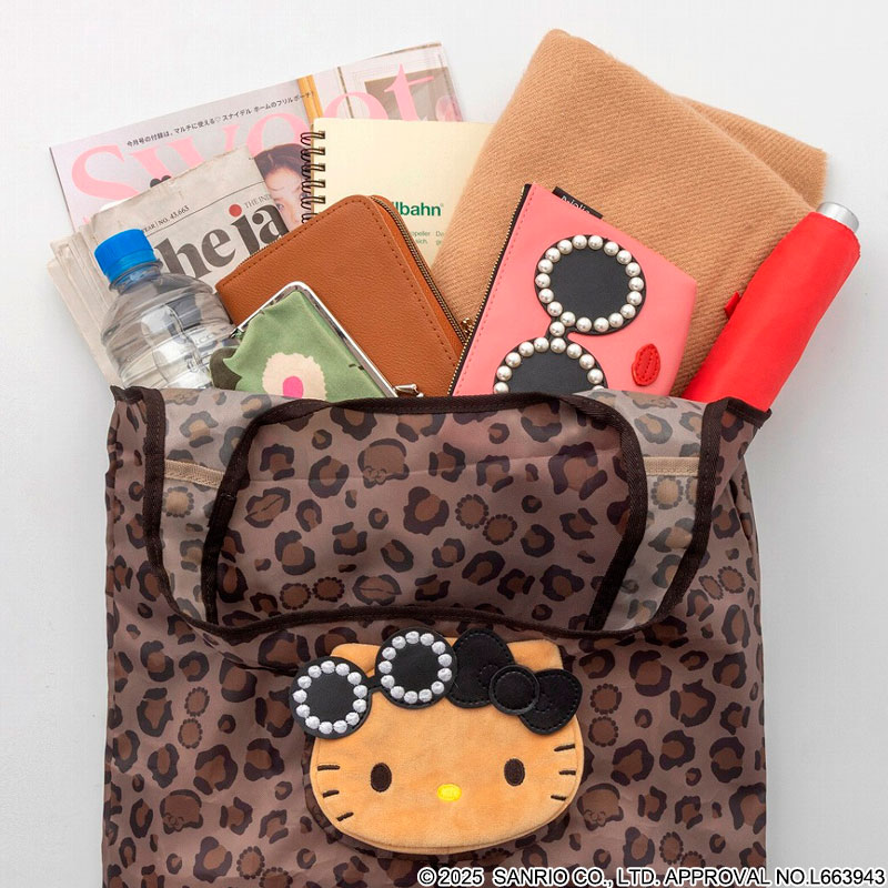 HELLO KITTY collaboration a-jolie big bag book