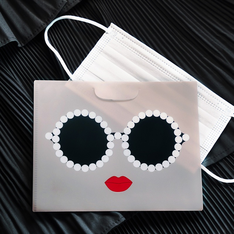 宝島社公式通販購入特典!アジョリーマスクケース