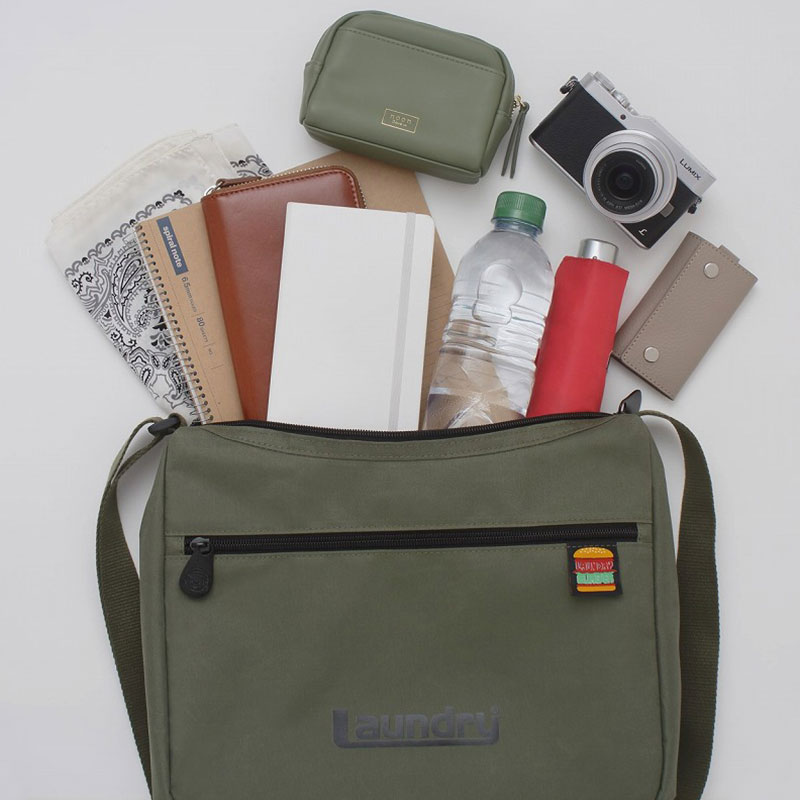 Laundry ROUND SHOULDER BAG BOOK KHAKI 商品カテゴリ一覧,宝島社公式商品 宝島チャンネル