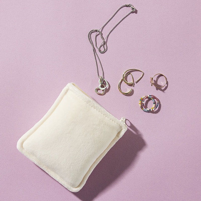 【ヤマザキ ランチパック ムック本 付録】ヤマザキ ランチパック ほんものみたいなダブルポーチ たまごVer.