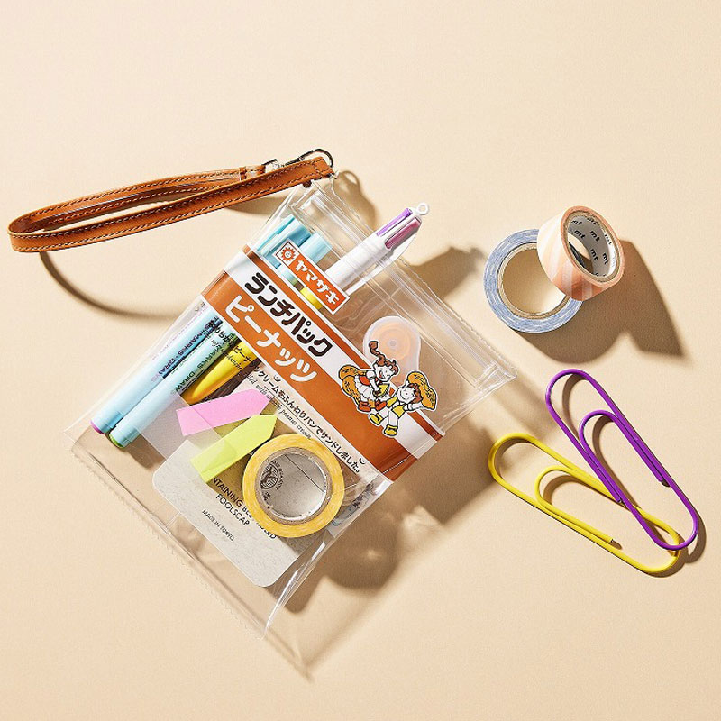 【ヤマザキ ランチパック ムック本 付録】ヤマザキ ランチパック ほんものみたいなダブルポーチ ピーナッツVer.