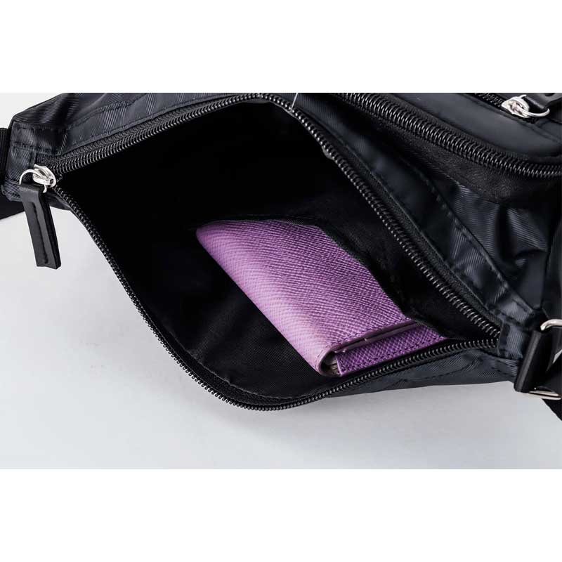 【GUESSゲス ムック本付録 2021】ショルダーバッグ