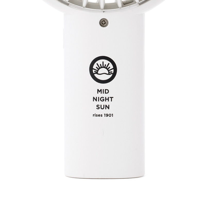 Coleman BRAND BOOK #05 ミニ扇風機 シェルホワイト：7/5発売【セブン-イレブン・セブンネット限定付録】コールマン ミニ扇風機 シェルホワイト コールマン120周年記念ロゴ