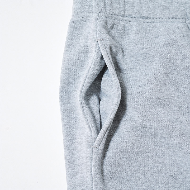 【セブンイレブン moz ムック本 付録】スウェットセット Lサイズ グレー 2021年12月9日