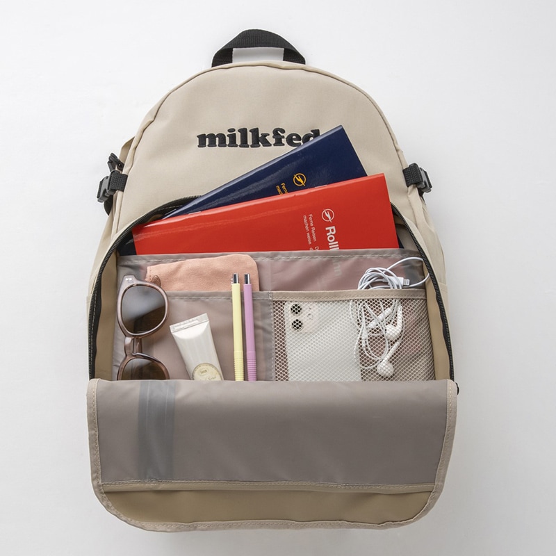 【ミルクフェド ムック本 付録】マルチ ポケット バックパック ベージュ
