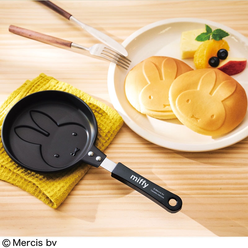 【ステディ11月号増刊 セブン限定付録】ミッフィーのパンケーキパン 2021年10月7日発売