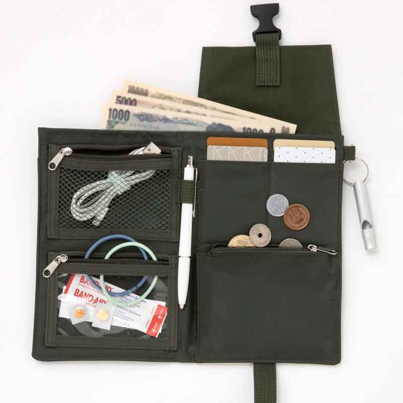 【ローソン限定DOD ムック本 付録】DOD ウォレットショルダーバッグ カーキ