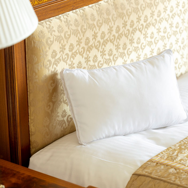 ホテルマイスター監修 天使の深睡眠マクラBOOK ホテル仕上げ BOX PACKAGE