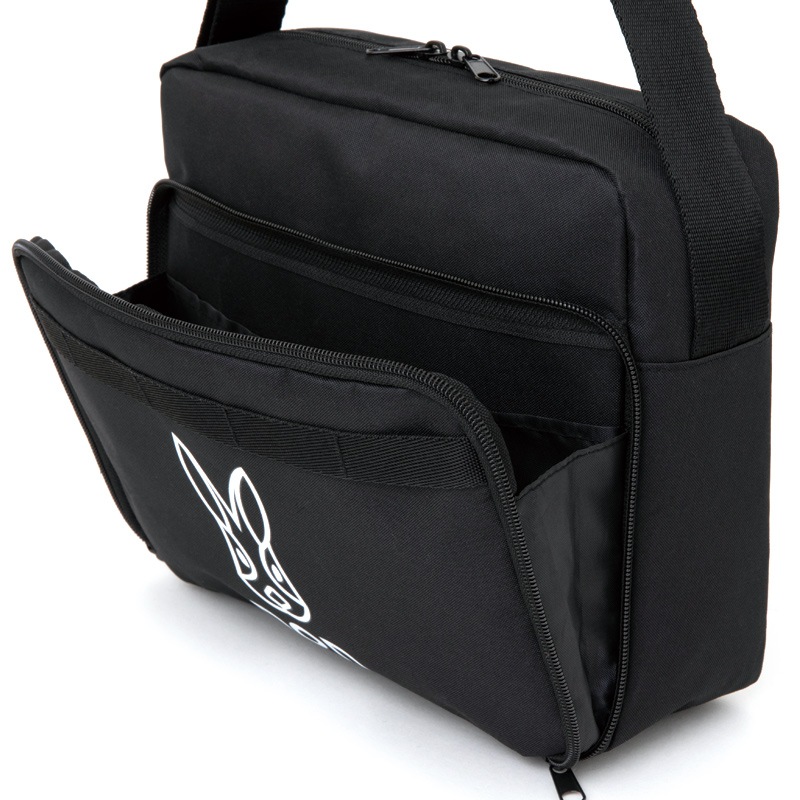 DOD SHOULDER BAG &amp; CARABINER BOOK