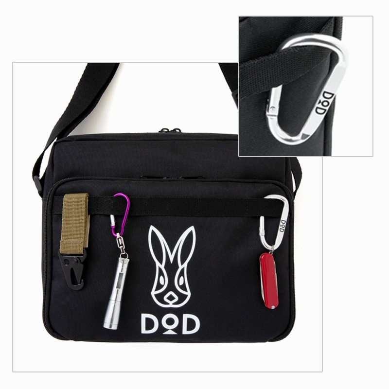 DOD SHOULDER BAG &amp; CARABINER BOOK