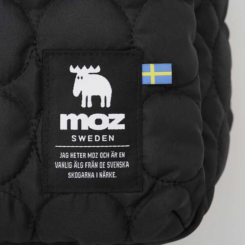【ムック本付録 moz】多収納キルティングバッグ ブラック 2021年10月19日発売