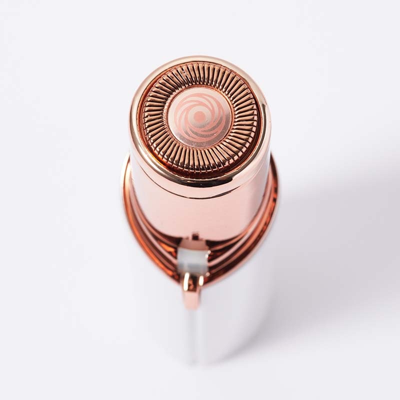 air つるつる美肌シェーバー BOOK パールホワイトver.：7/23発売【ムック本付録】air(エアー)つるつる美肌シェーバー パールホワイト