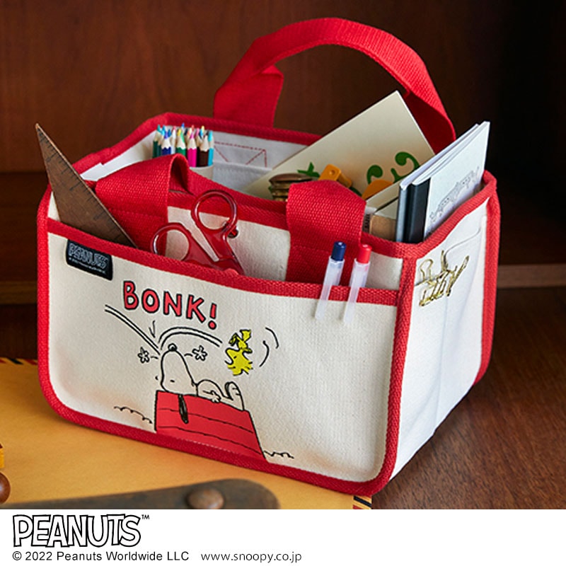 SNOOPY整理収納できるインテリアトートバッグRED:8/26発売【ムック本付録】整理収納できるインテリアトートバッグ RED