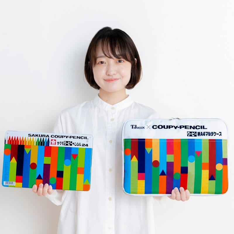 サクラクレパスの文具たち クーピー柄A4マルチケースBOOK：9/27発売【ムック本付録】サクラクレパス クーピー柄A4マルチケース