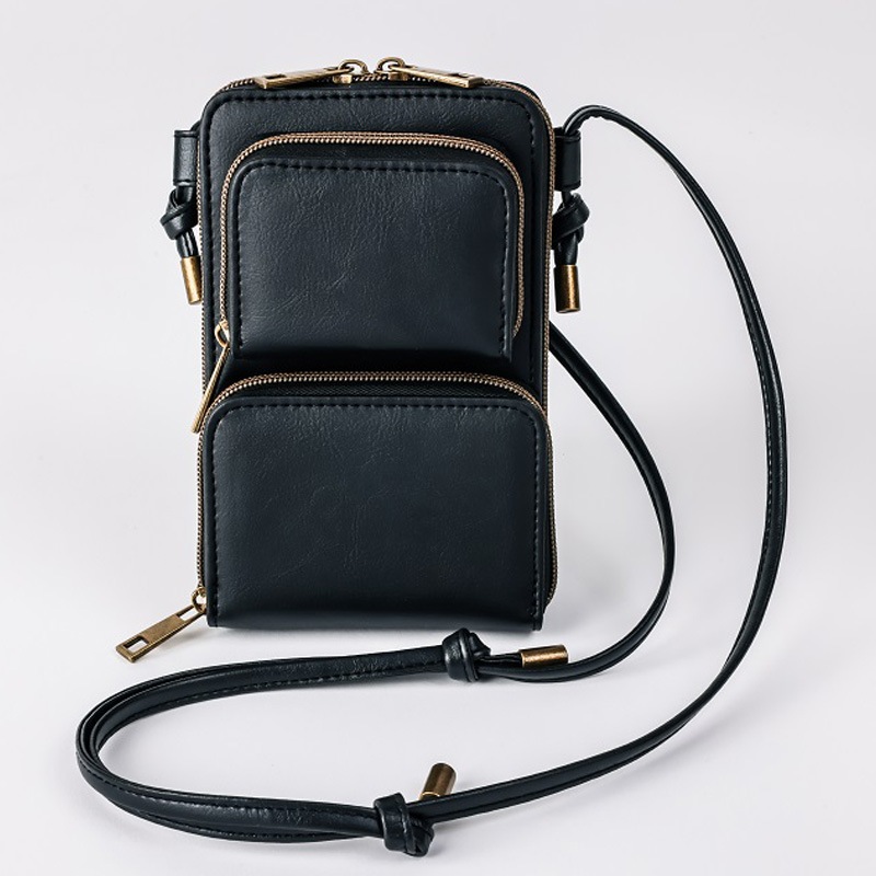 もっと自由に、軽やかに。これだけでお出かけできる大人のための便利