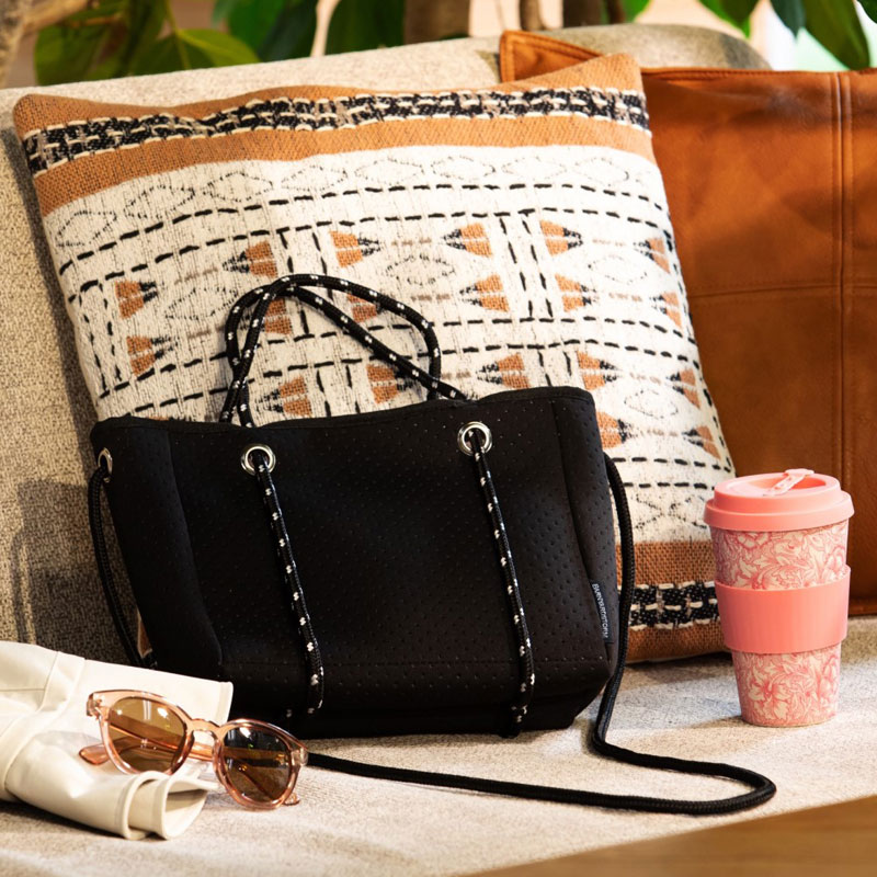 【セブンイレブン限定付録 ムック本 付録】バンヤードストーム 軽量2wayショルダーバッグ