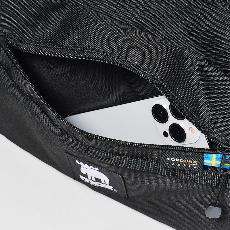 【セブンイレブン限定付録 ムック本 付録】CORDURA(R)FABRIC(コーデュラ(R)ファブリック)ショルダーバッグ feat.moz