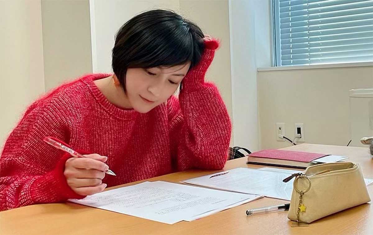 広末涼子 非売品 ヒロスエの思考地図 しあわせのかたち 店頭 POP Amazon.co.jp: 広末涼子 ヒロスエの思考地図 しあわせのかたち