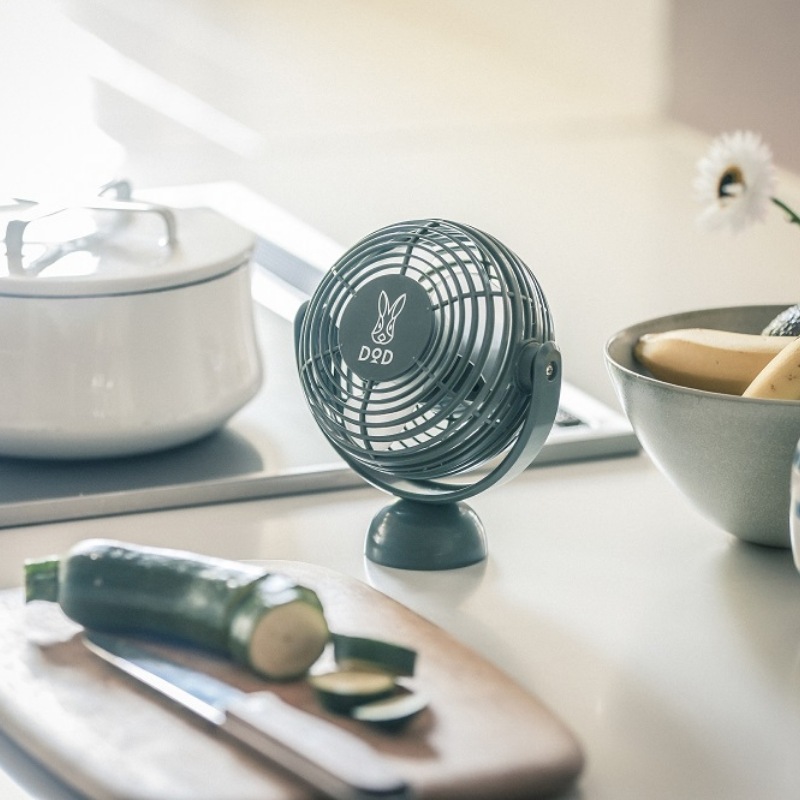 DOD ポータブル卓上扇風機 BOOK KHAKI(宝島社ブランドブック)【ローソン、HMV、HMV&BOOKS online限定付録】DOD ポータブル卓上扇風機 カーキ