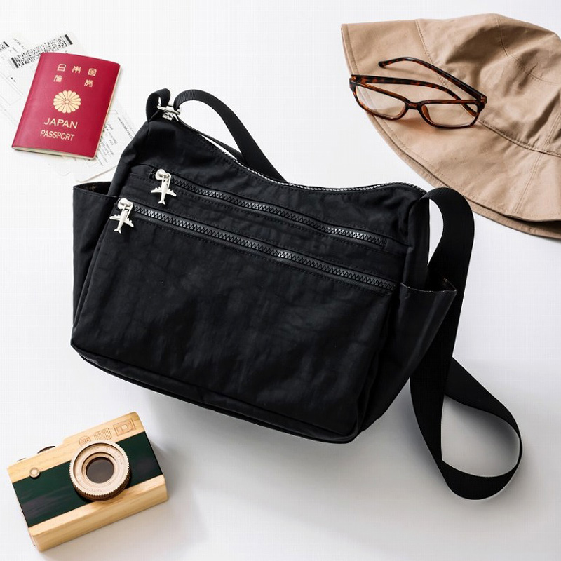 阪急交通社が考えた旅行に役立つショルダーバッグ BOOK | 商品カテゴリ