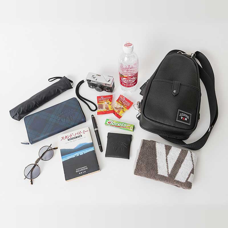 【ヴァン VAN ムック本 雑誌付録】2021 FALL WINTER 軽快手ぶら感覚 ボディバッグ