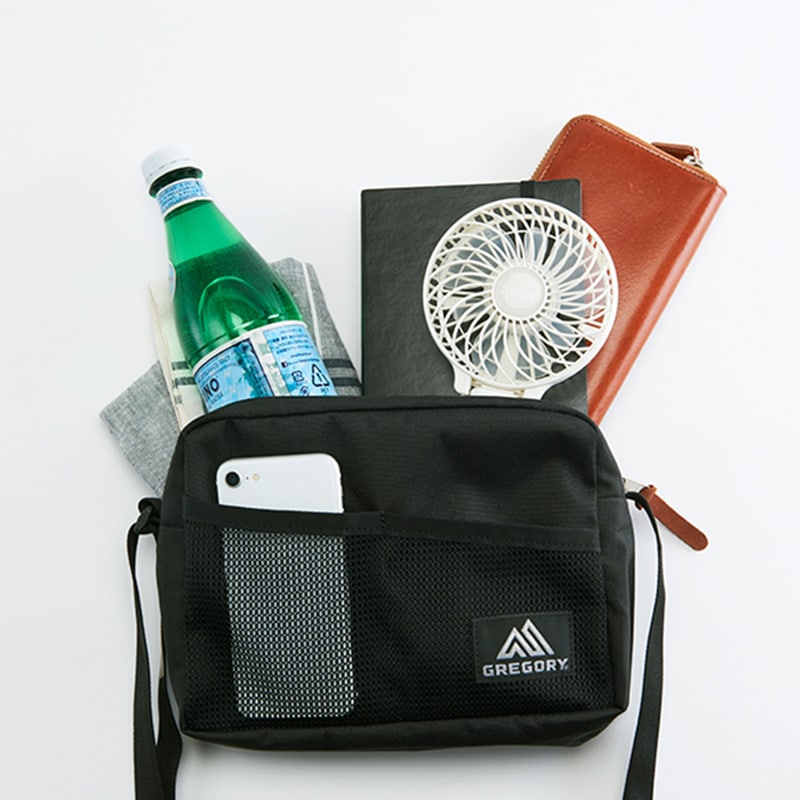 GREGORY SHOULDER BAG BOOK BLACK ver.：7/21発売【セブン-イレブン・セブンネット限定付録】グレゴリー 超本格派ショルダーバッグ（ブラックver.）