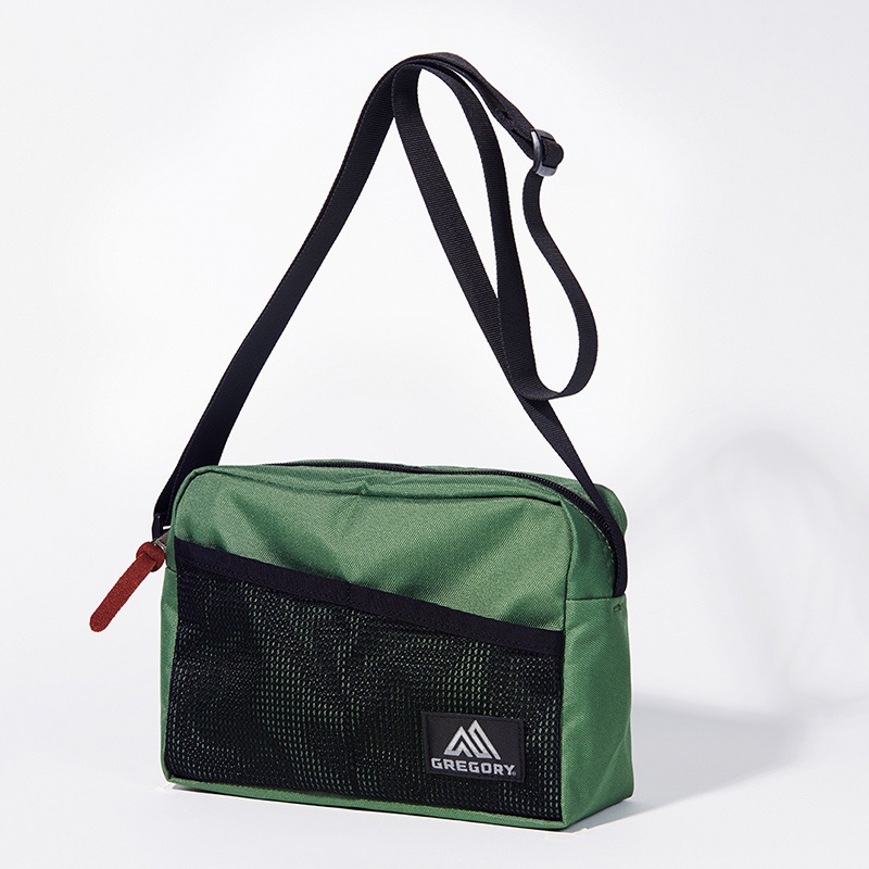 GREGORY SHOULDER BAG BOOK DARK OLIVE ver.：7/21発売【セブン-イレブン・セブンネット限定付録】グレゴリー 超本格派ショルダーバッグ（ダークオリーブver.）