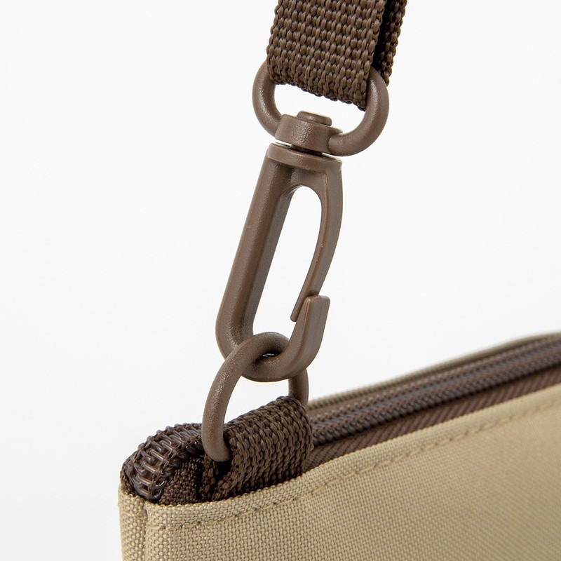 【niko and ... ニコアンド ムック本 付録】ニコアンド サコッシュ&カラビナver.