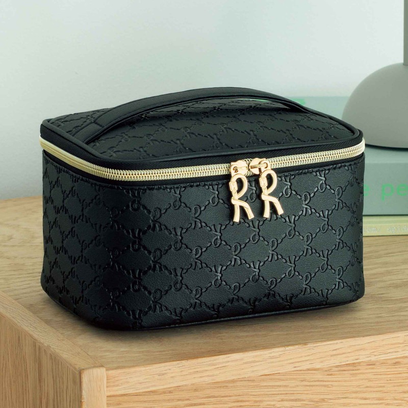 大人のおしゃれ手帖 2023年6月号(雑誌)【雑誌付録】ロベルタ ディ カメリーノ モノグラム柄のバニティポーチ