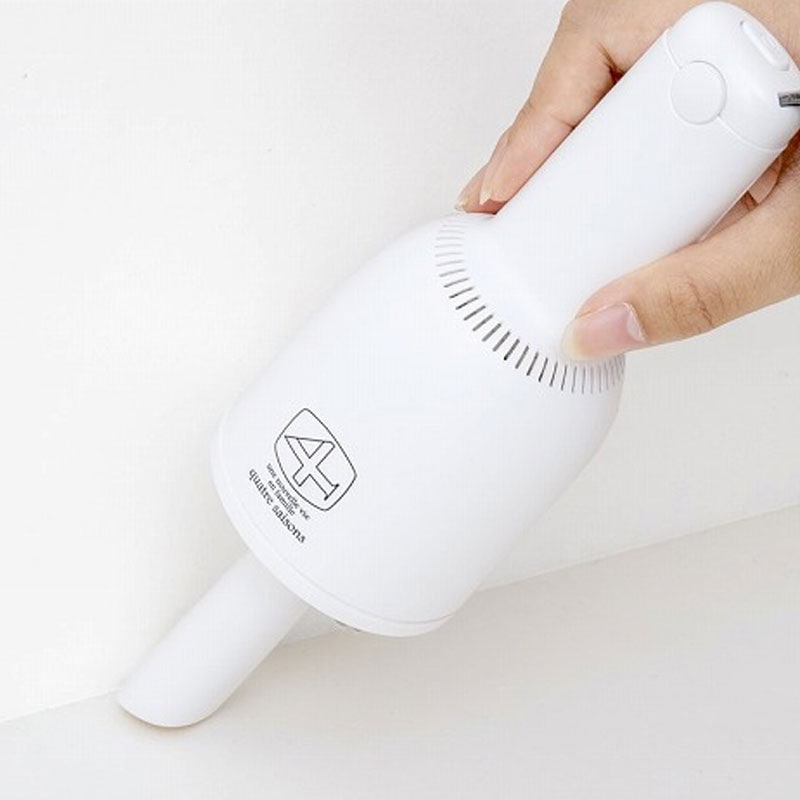 キャトル・セゾン 置いてもおしゃれな持ち手付きハンディクリーナー BOOK：10/15発売【ムック本付録】キャトル・セゾン 置いてもおしゃれな持ち手付きハンディクリーナー