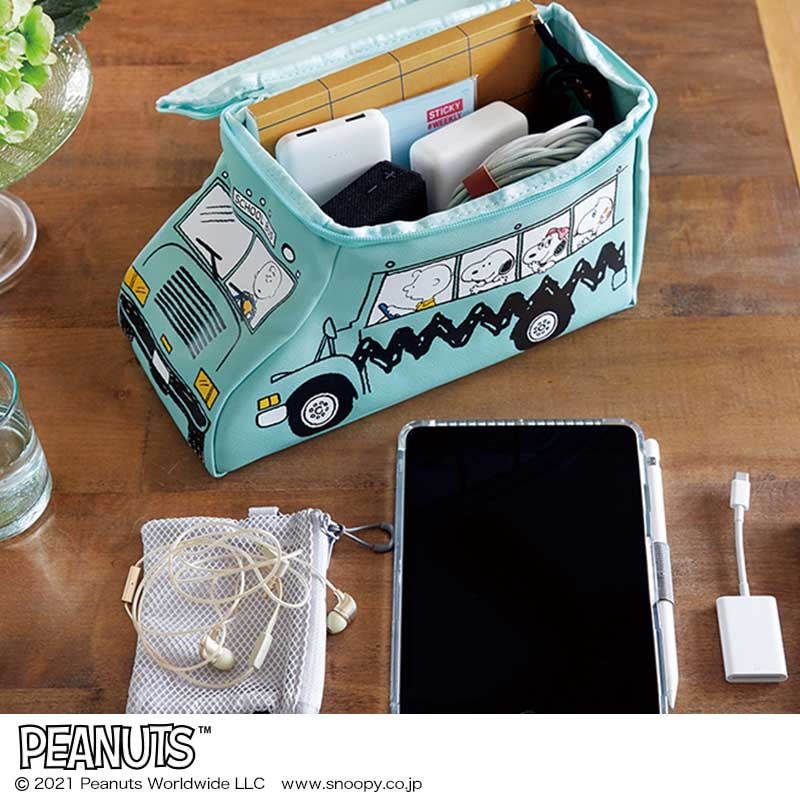 【スヌーピー ムック本】スクールバスのマルチポーチ 2021年9月18日発売