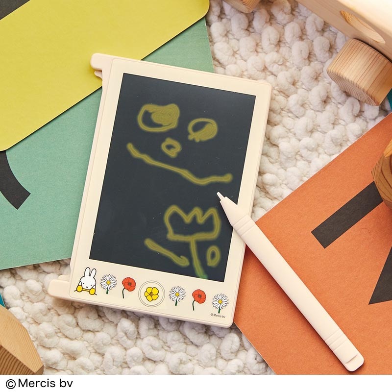 【ファミリーマート限定 ミッフィー ムック本 付録】miffy 繰り返し書いて消せる マルチに使えるデジタルメモ どこでもサイズ お花柄