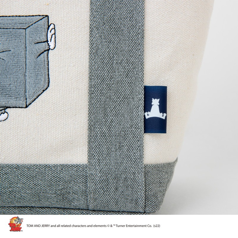 【セブンイレブン限定付録】トムアンドジェリー ファニーアート 2WAYトートバッグ トムver.