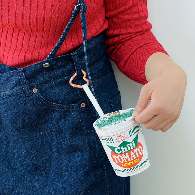 【チリトマトヌードル 宝島チャンネル限定付録】チリトマトヌードル ポーチ