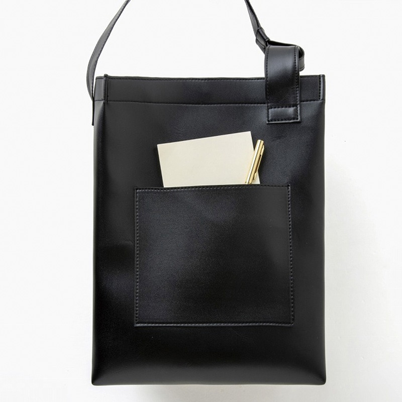 CLANE SQUARE TOTE BAG BOOK:7/15発売【ムック本付録】CLANE スクエアトートバッグ