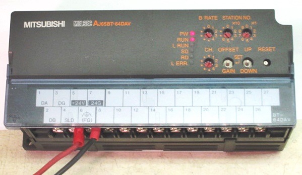 Mitsubishi Electric AJ65BT-64DAV CC-Link digital - analog voltage